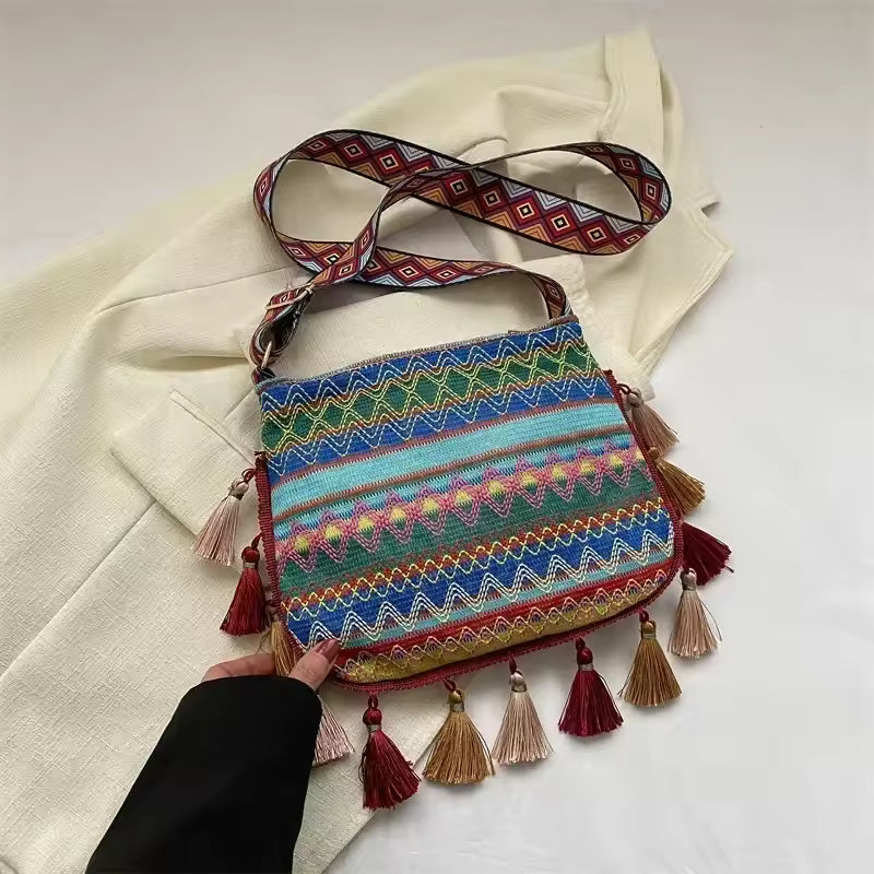 Rodeo Loom™ Handmade Boho Bag